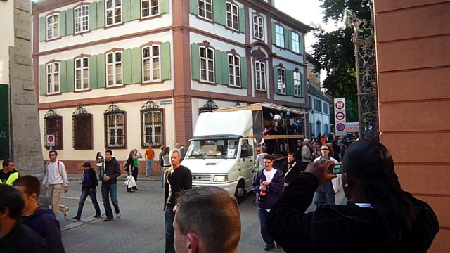 Loading Image